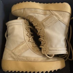 Yeezy Season 3 Military Boot - Sz 39 - Rock